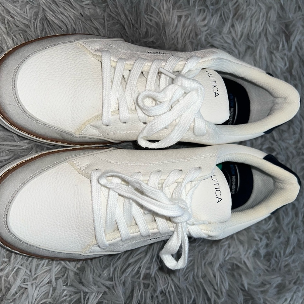 Nautica | White Sneakers Classic Cushioned Design